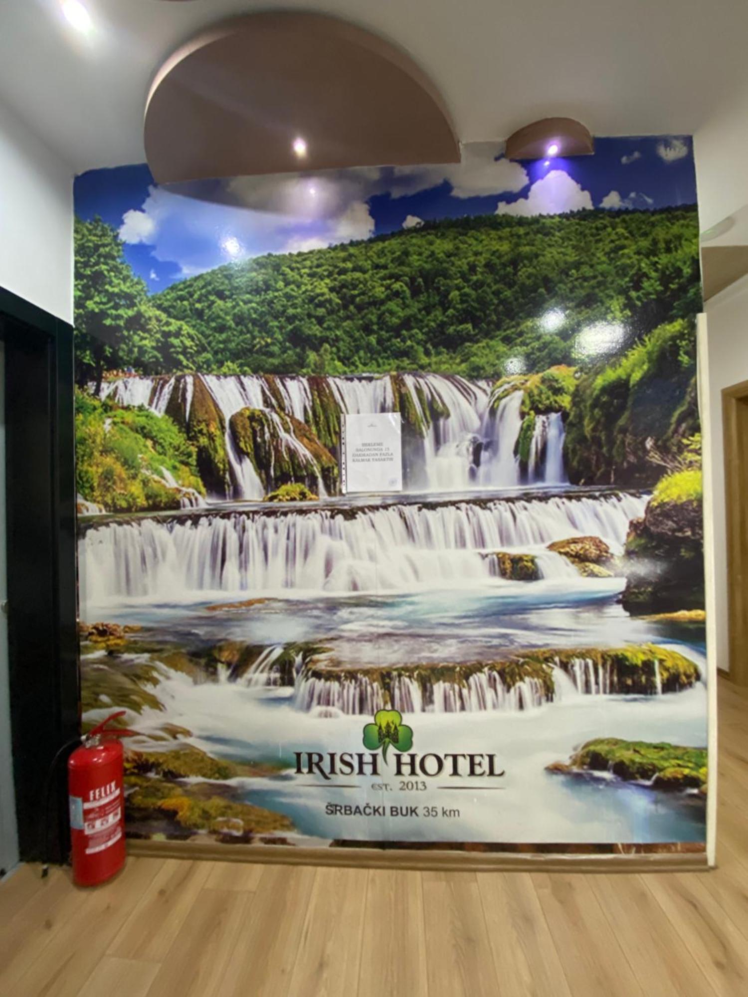 Hotel Irish Bihać エクステリア 写真