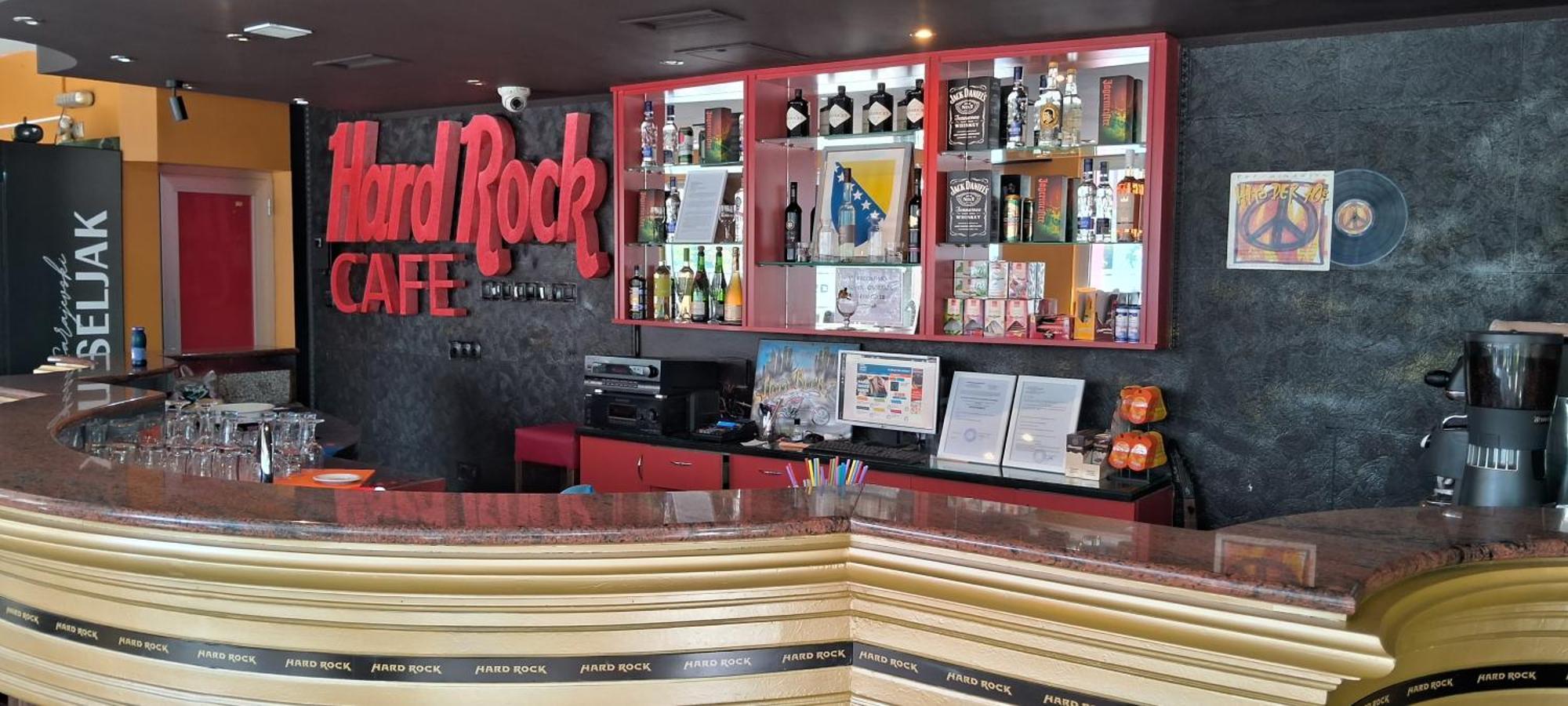 Hotel Irish Bihać エクステリア 写真