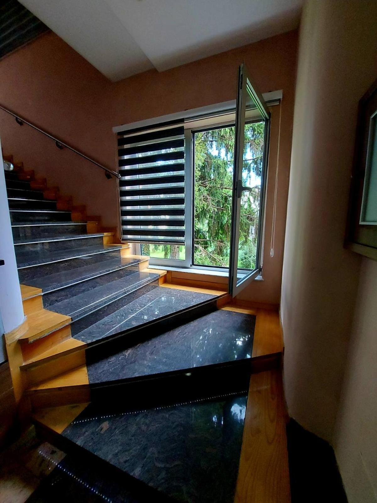 Hotel Irish Bihać エクステリア 写真